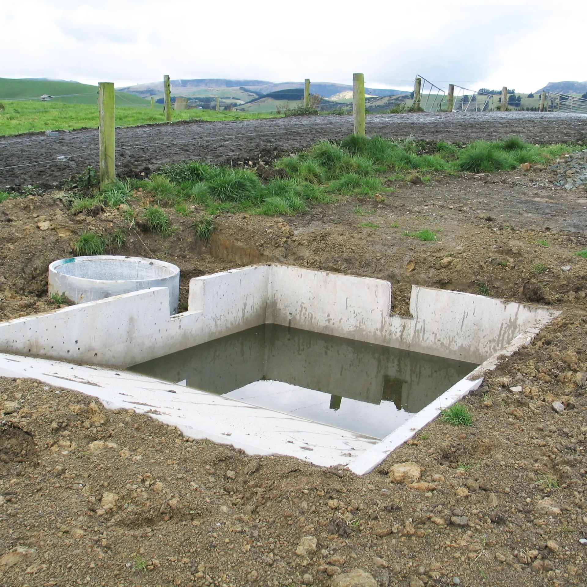 Humes Concrete precast stonetrap onsite v2